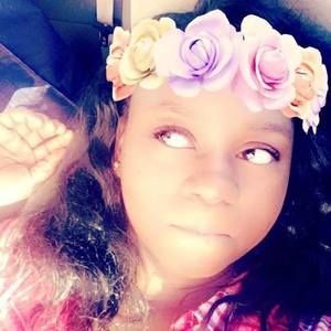 Meet your Posher, Lexy